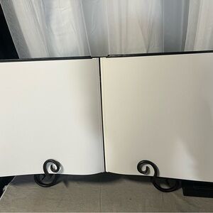 Creative memories, album with metal adjustable stand
12 x 12 album cover